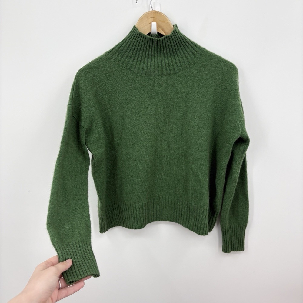 Free People Cashmere Sweater Womens Small Capsule Quiet Luxury Soft Parisian